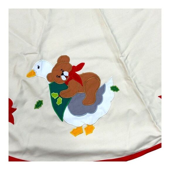 Vintage Christmas Goose & Bear Cottage Retro Tree Skirt 43” Round Cotton READ - Picture 3 of 13